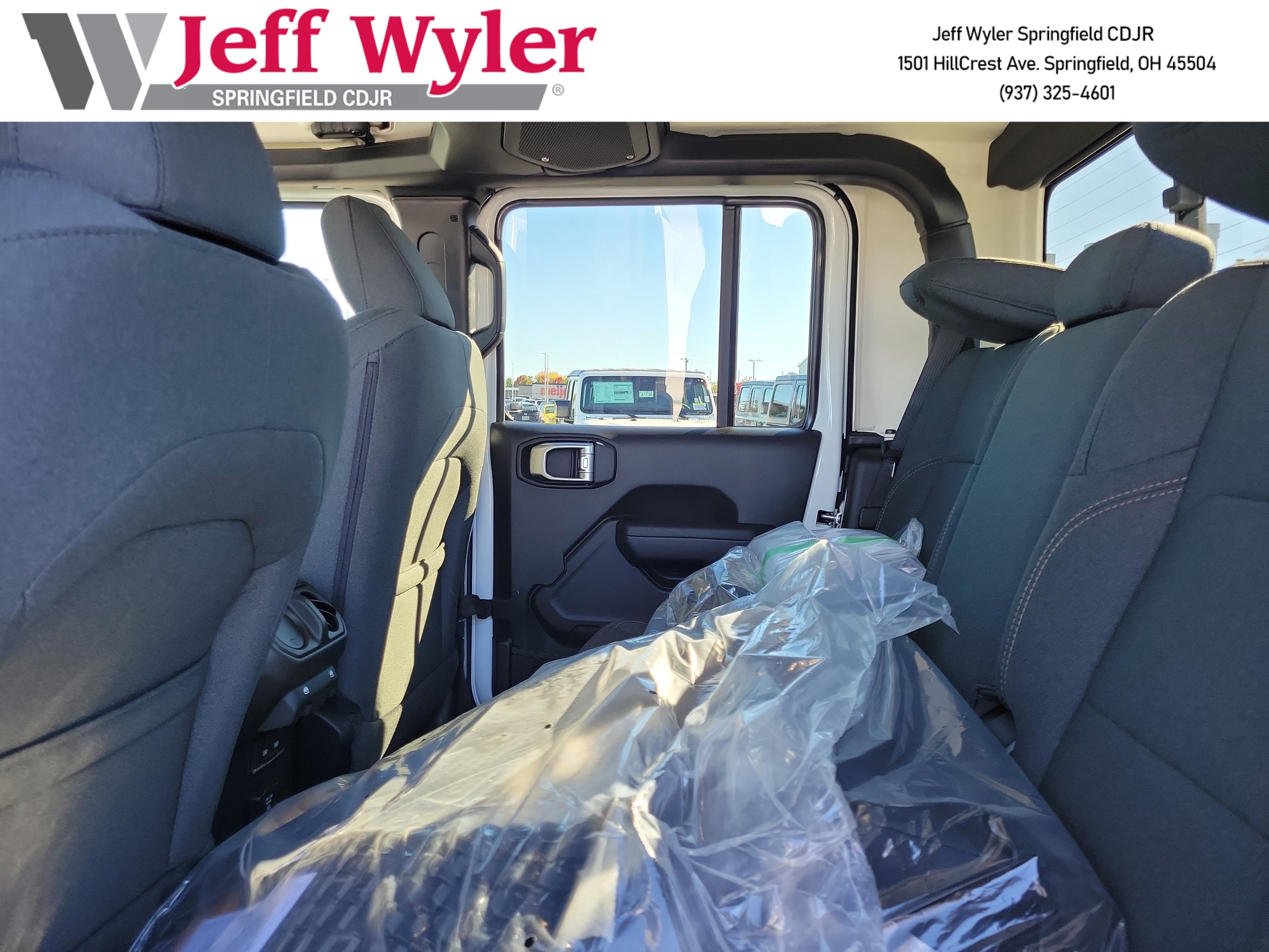 New 2026 Jeep Gladiator Sport AWD/4WD image 16