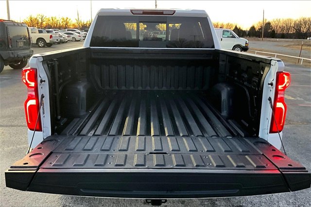 Used 2025 Chevrolet Silverado 1500 LT Trail Boss w/ Convenience Package II image 7