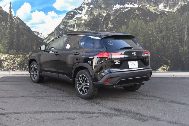 New 2026 Toyota Corolla Cross XLE image 3