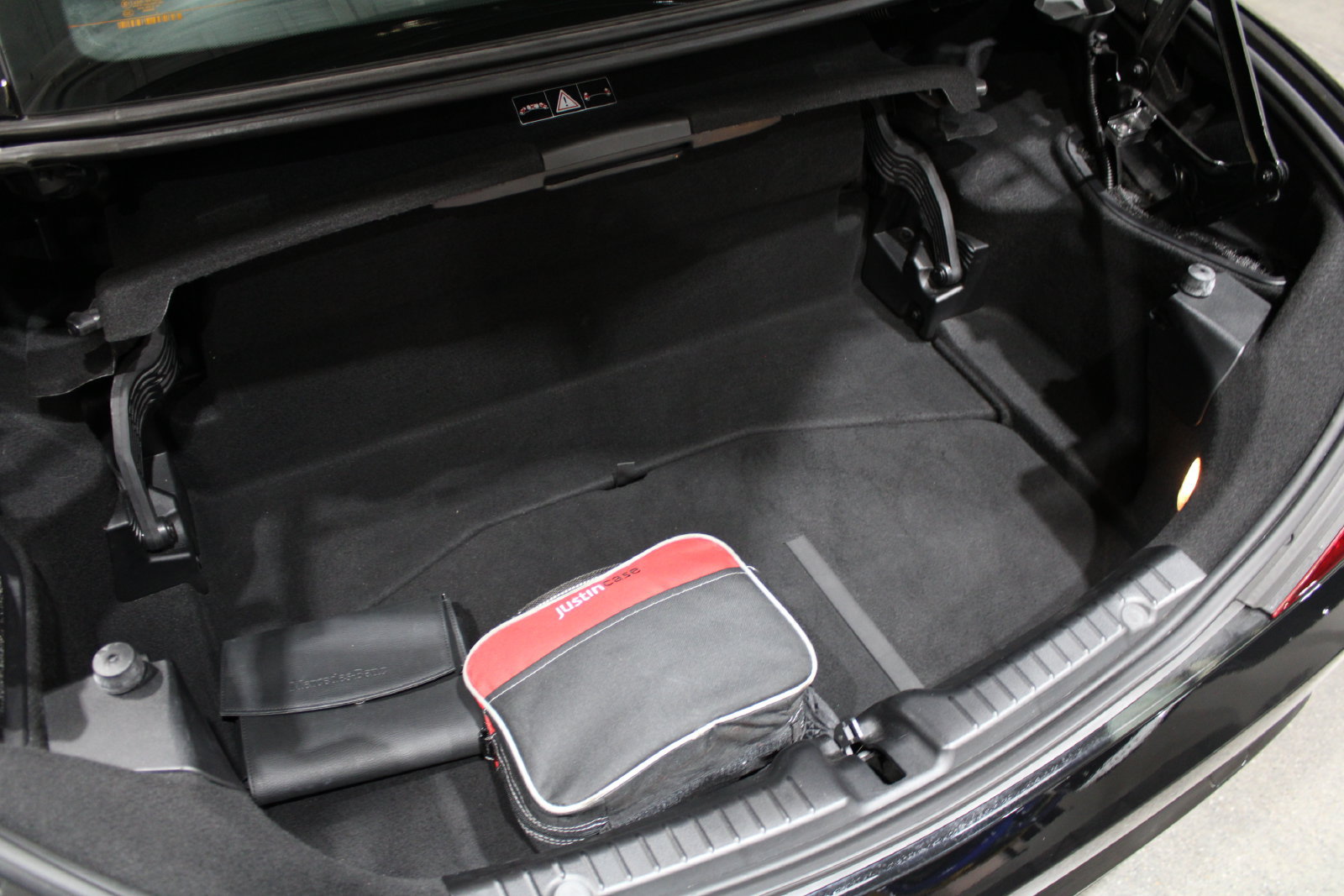 Used 2015 Mercedes-Benz SLK 250 image 18