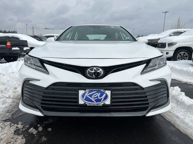 Used 2024 Toyota Camry LE FWD image 8