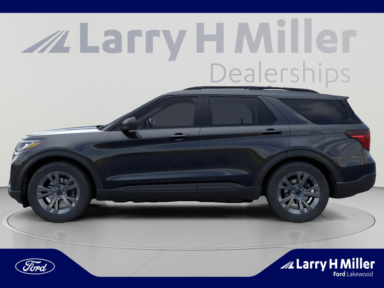 New 2026 Ford Explorer Active w/ Active Comfort Package AWD/4WD image 3