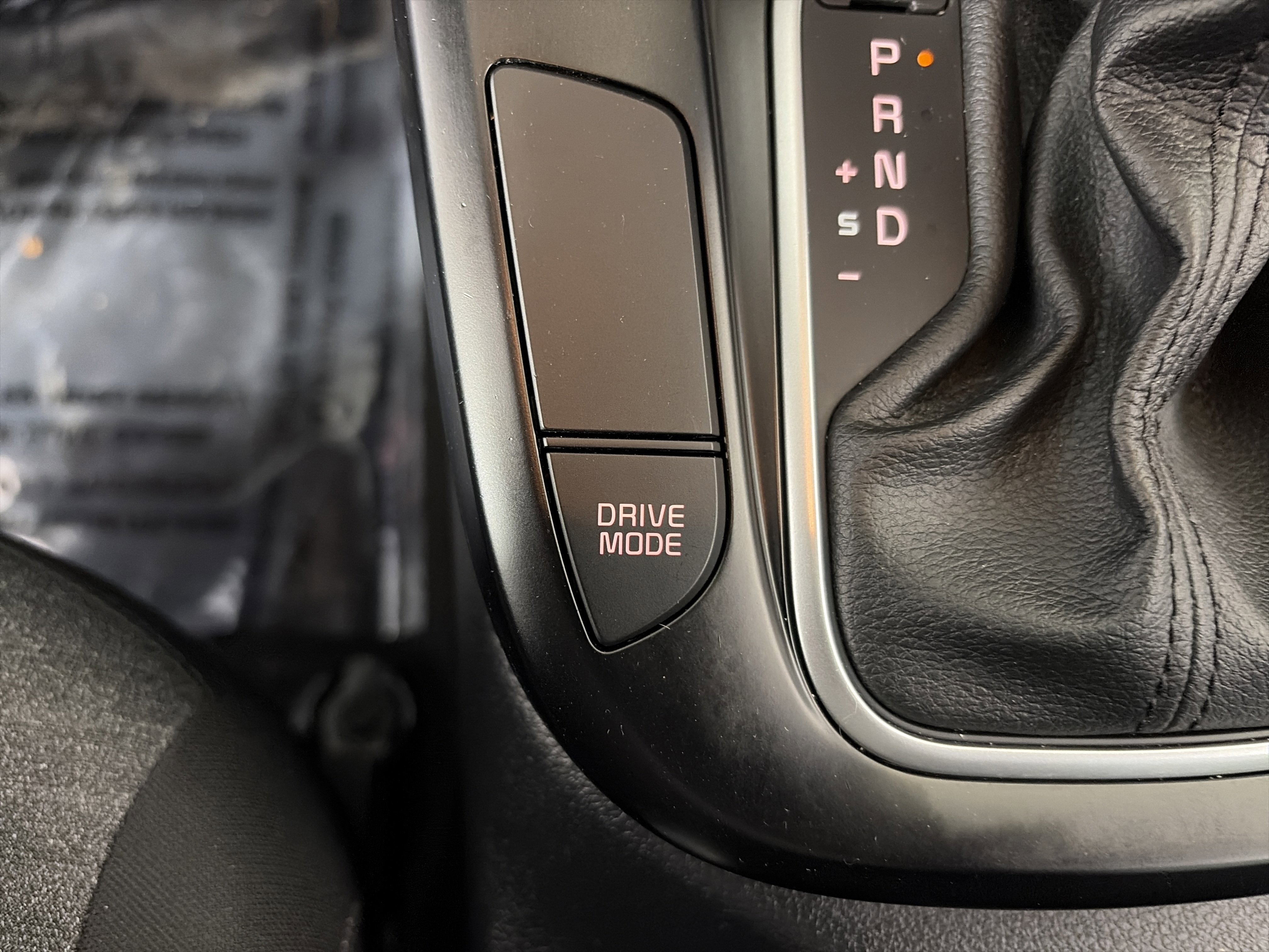 Used 2020 Kia Soul S FWD image 25