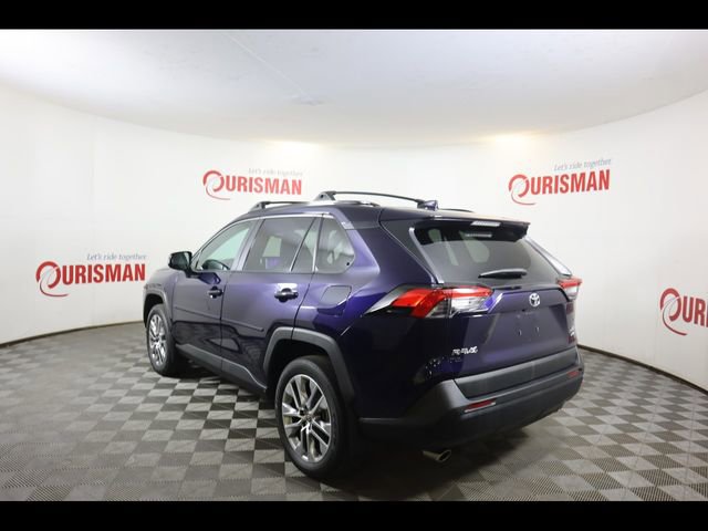 Used 2023 Toyota RAV4 XLE Premium AWD/4WD image 8