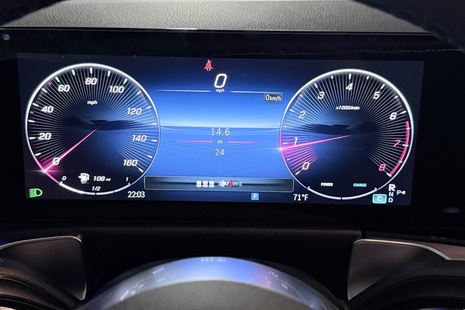 New 2025 Mercedes-Benz GLB 250 4MATIC image 23