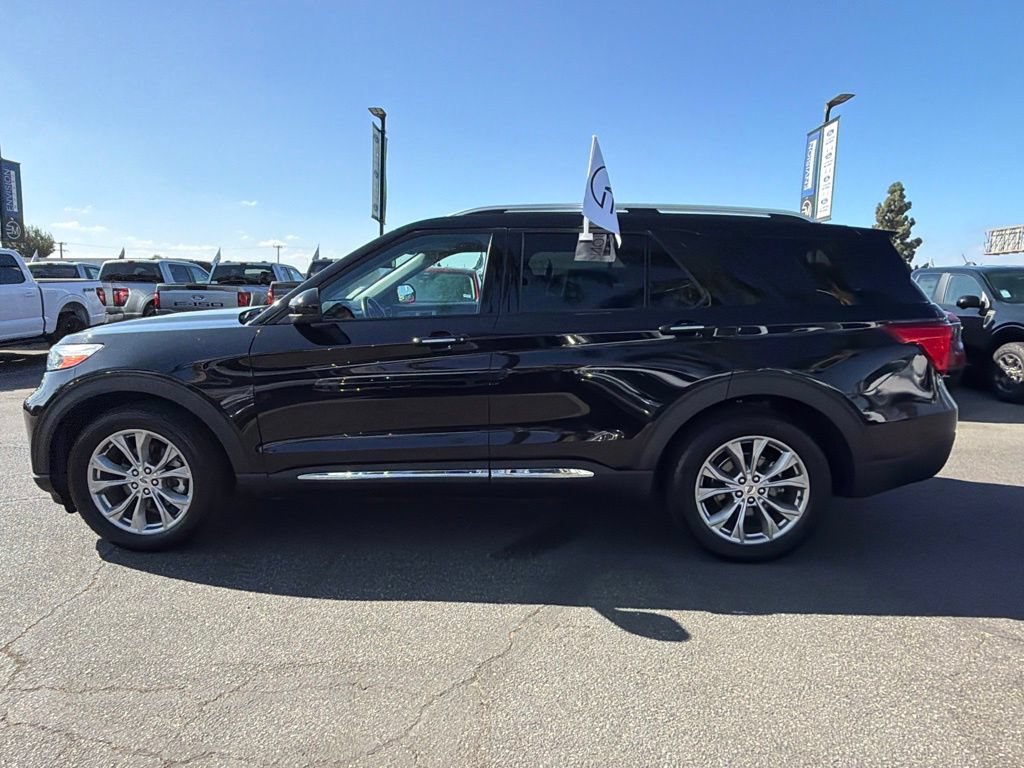 Certified 2023 Ford Explorer Limited RWD image 7