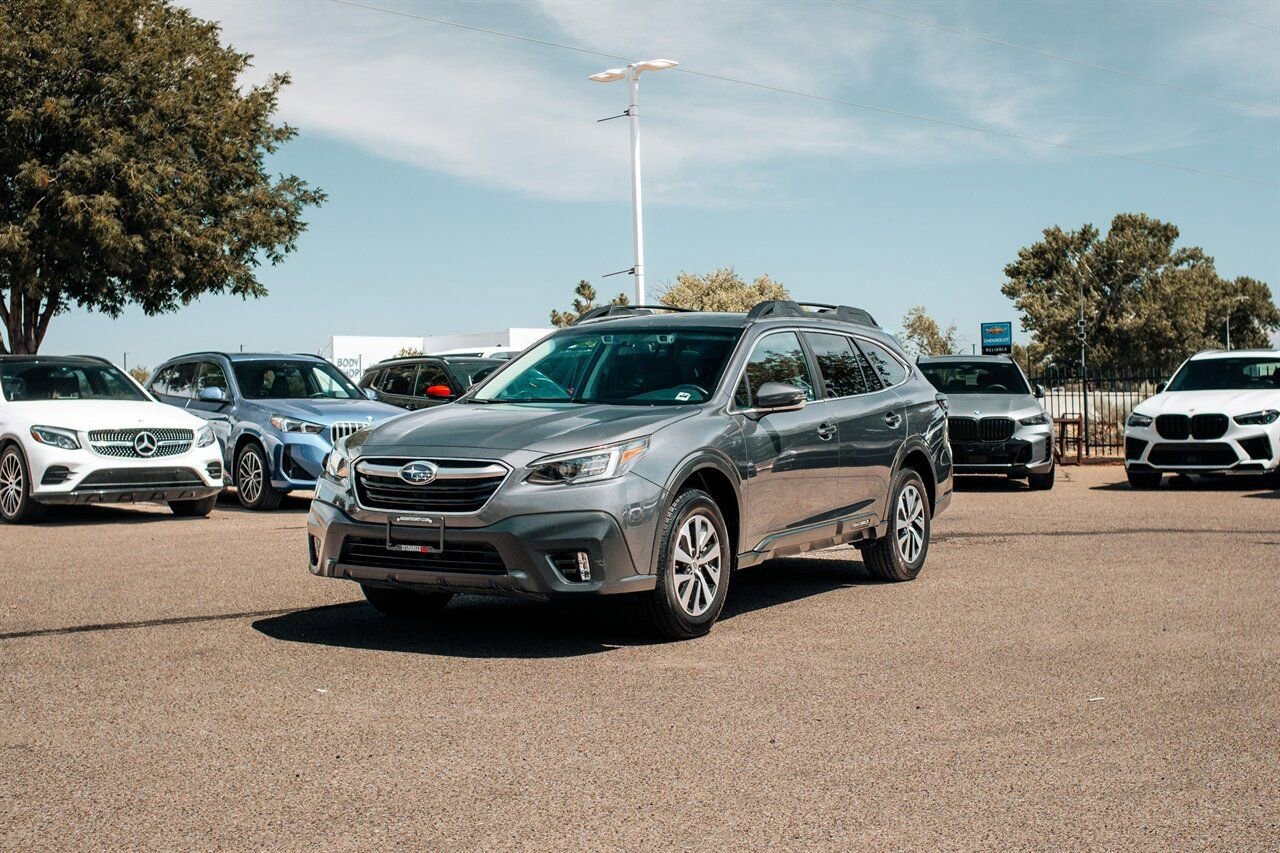 Used 2020 Subaru Outback Premium AWD/4WD image 3