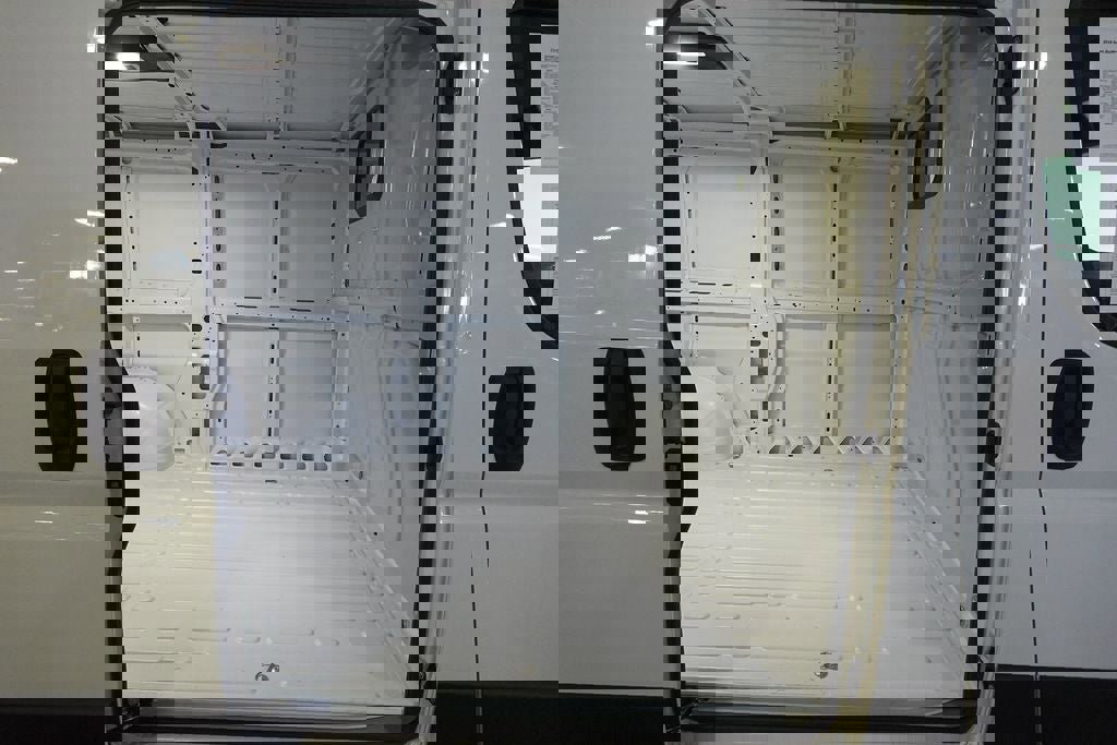 Used 2024 RAM ProMaster 3500 w/ Convenience Group image 24