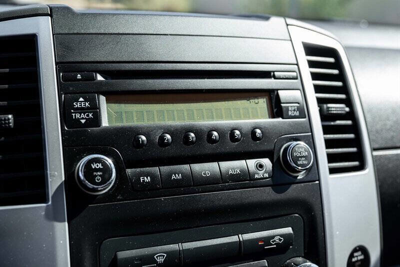 Used 2014 Nissan Frontier S RWD image 13