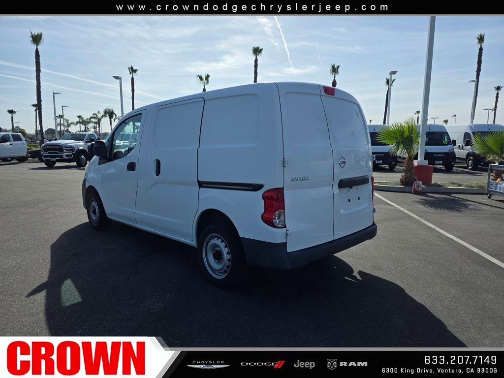 Used 2015 Nissan NV200 S image 5
