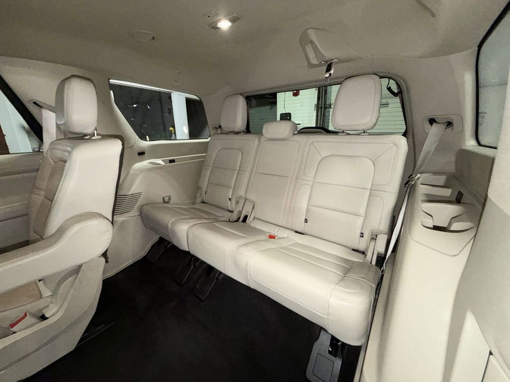 Certified 2021 Lincoln Navigator Reserve image 27
