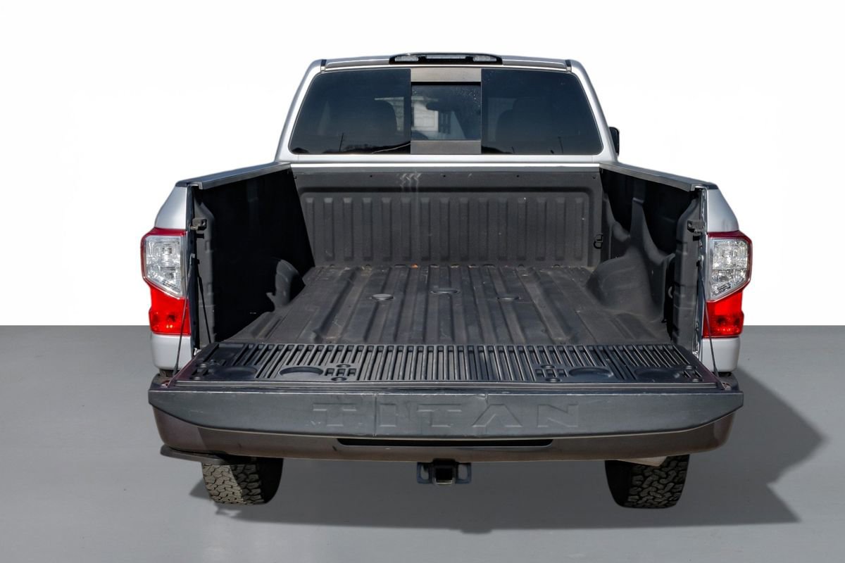 Used 2019 Nissan Titan PRO-4X image 58