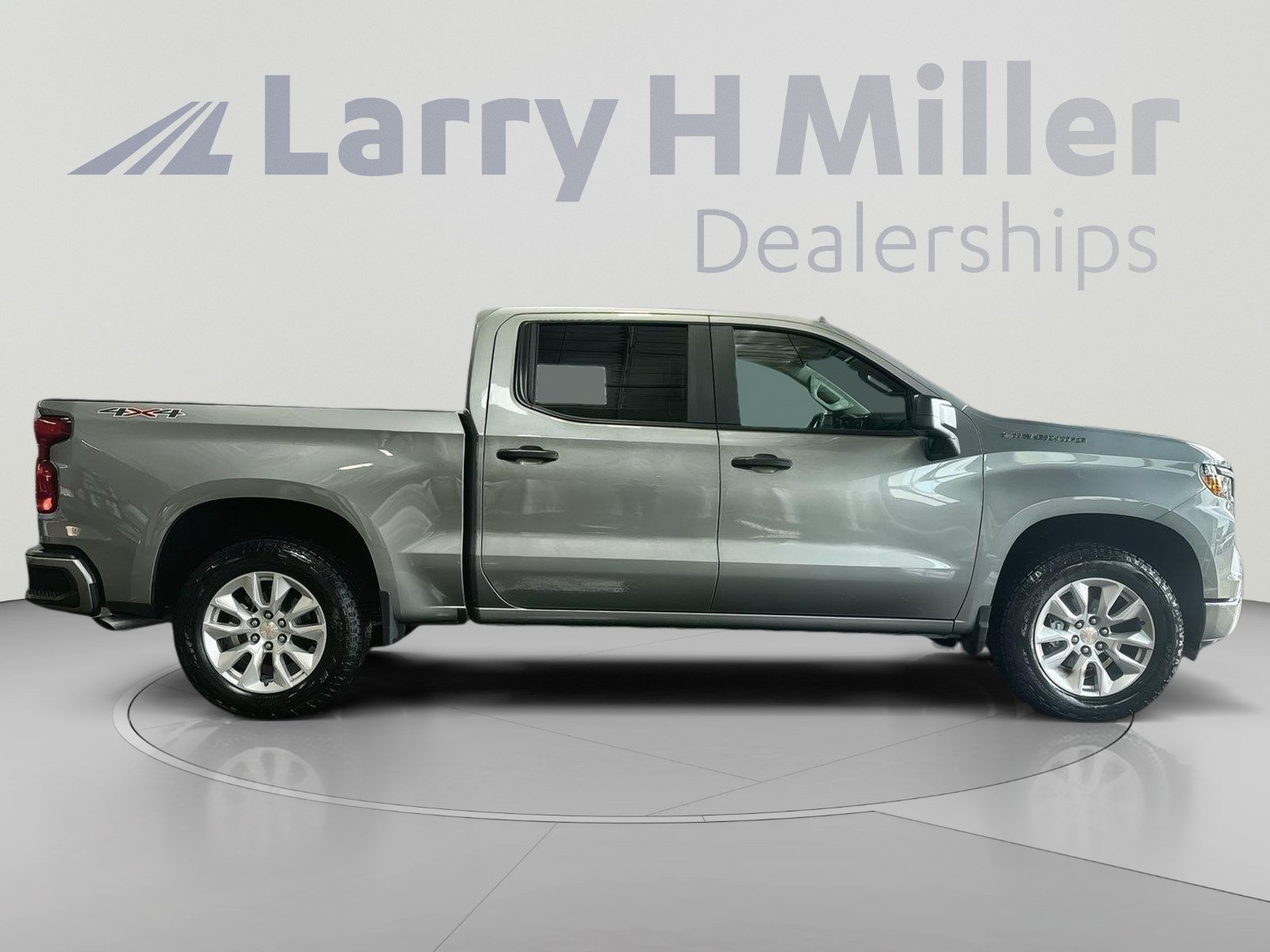 New 2026 Chevrolet Silverado 1500 Custom AWD/4WD image 15
