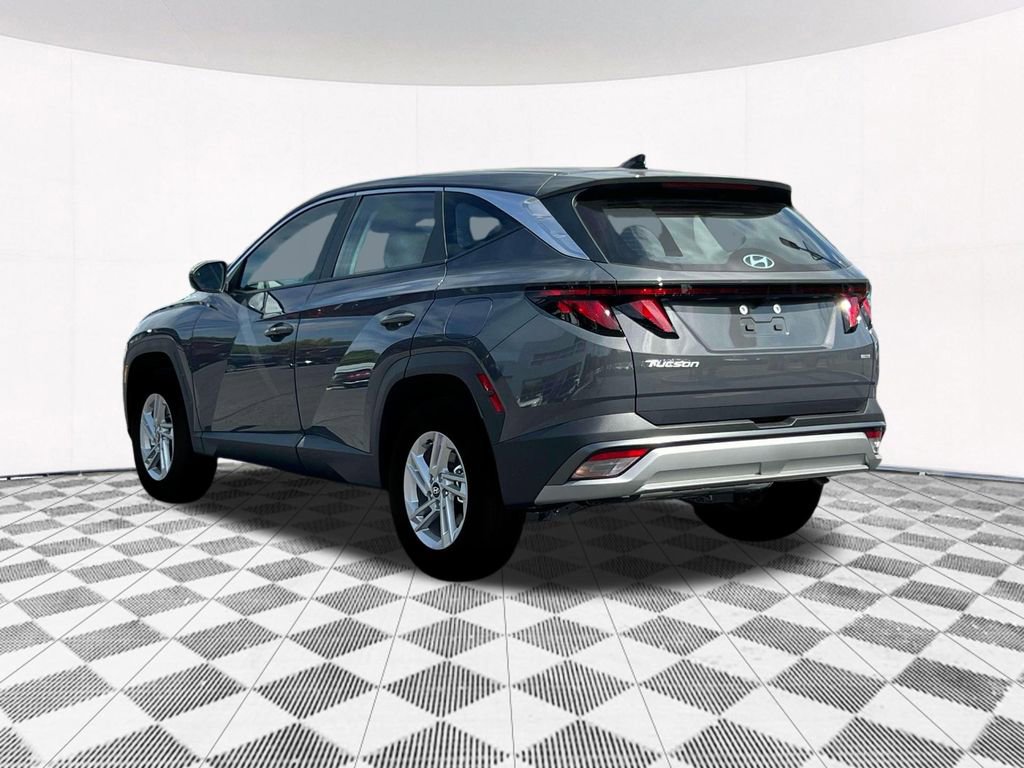 Used 2025 Hyundai Tucson SE AWD/4WD image 8