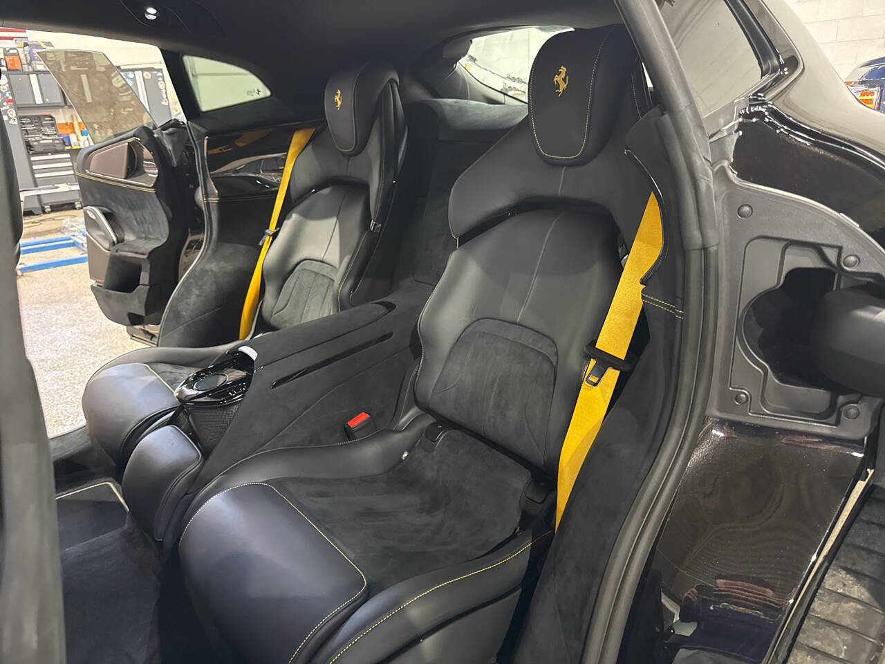 Used 2025 Ferrari Purosangue image 40