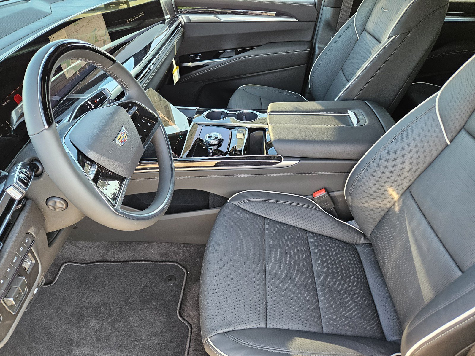 New 2026 Cadillac Escalade Sport w/ Touring Package AWD/4WD image 9