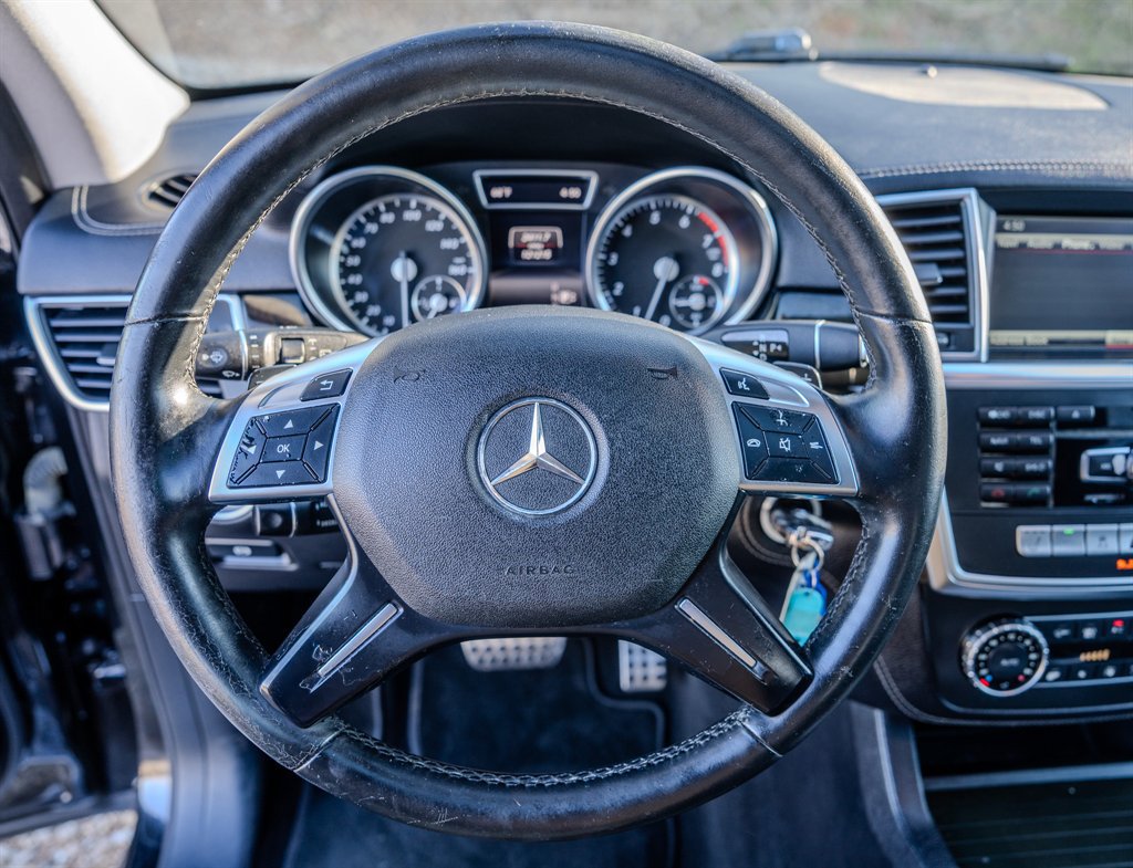 Used 2015 Mercedes-Benz ML 400 4MATIC image 15