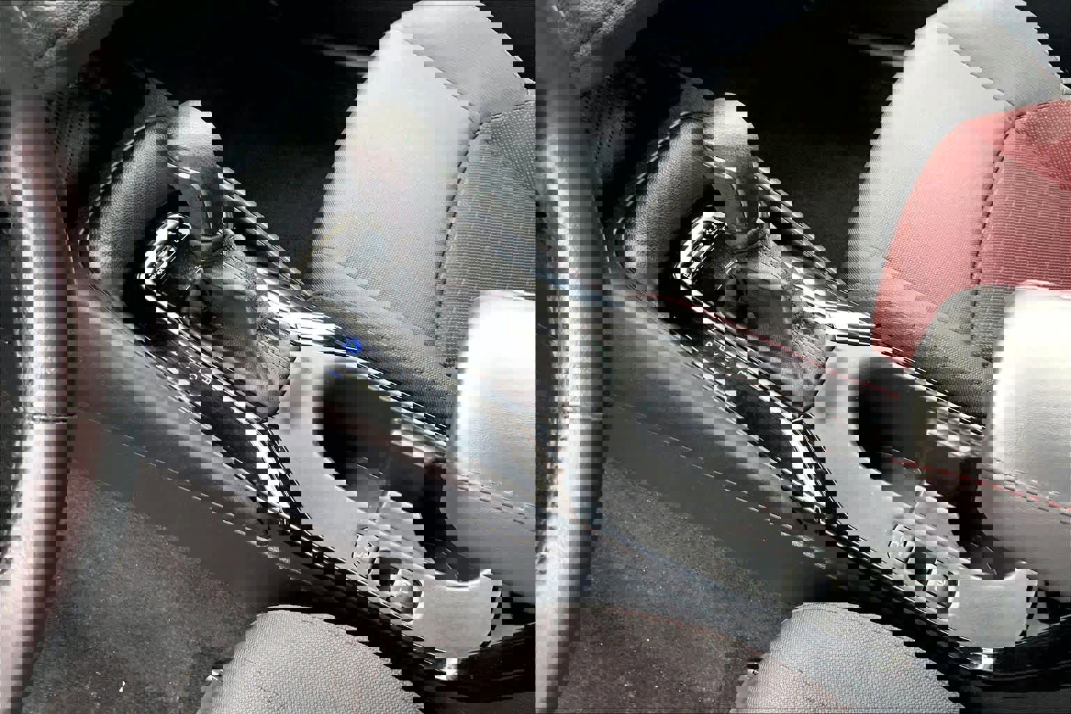 Certified 2023 Toyota Corolla SE w/ Carpet Mat Package (TMS) image 17