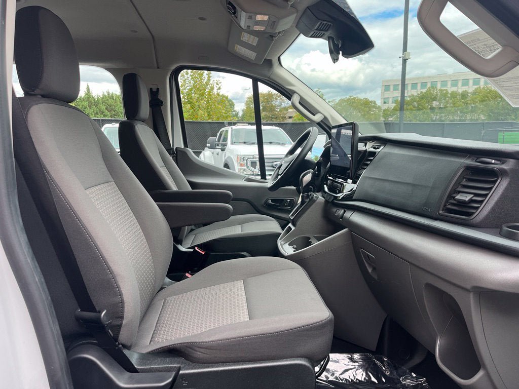 Used 2025 Ford Transit 350 XLT RWD image 14