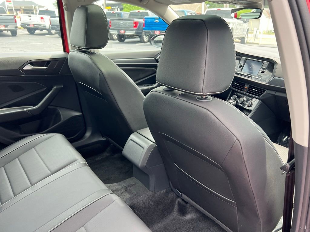 Used 2024 Volkswagen Jetta SE w/ Panoramic Sunroof Package image 26