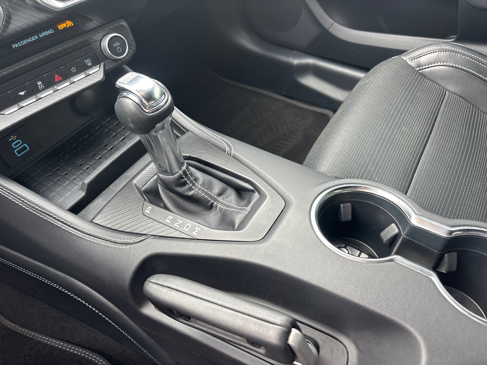 Used 2024 Ford Mustang GT Premium w/ GT Performance Package image 24