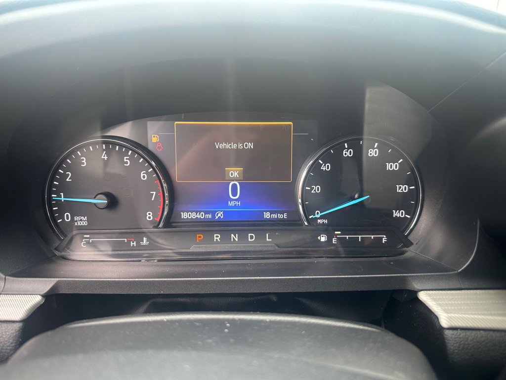Used 2021 Ford Explorer XLT w/ Equipment Group 202A AWD/4WD image 32