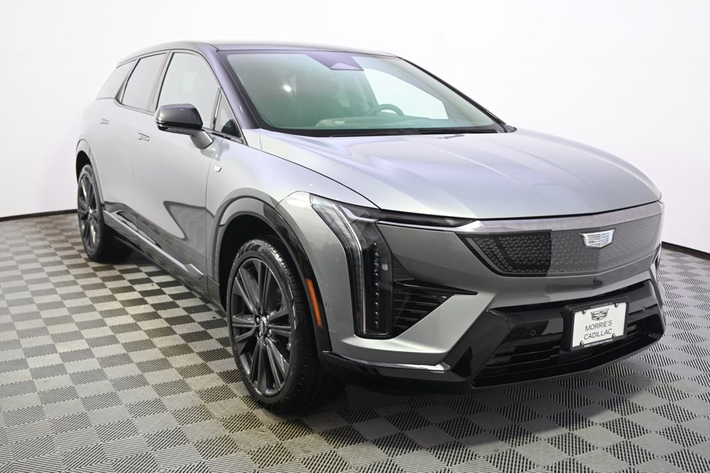 New 2026 Cadillac Optiq Sport 2 w/ LPO, Floor Liner Package AWD/4WD image 8