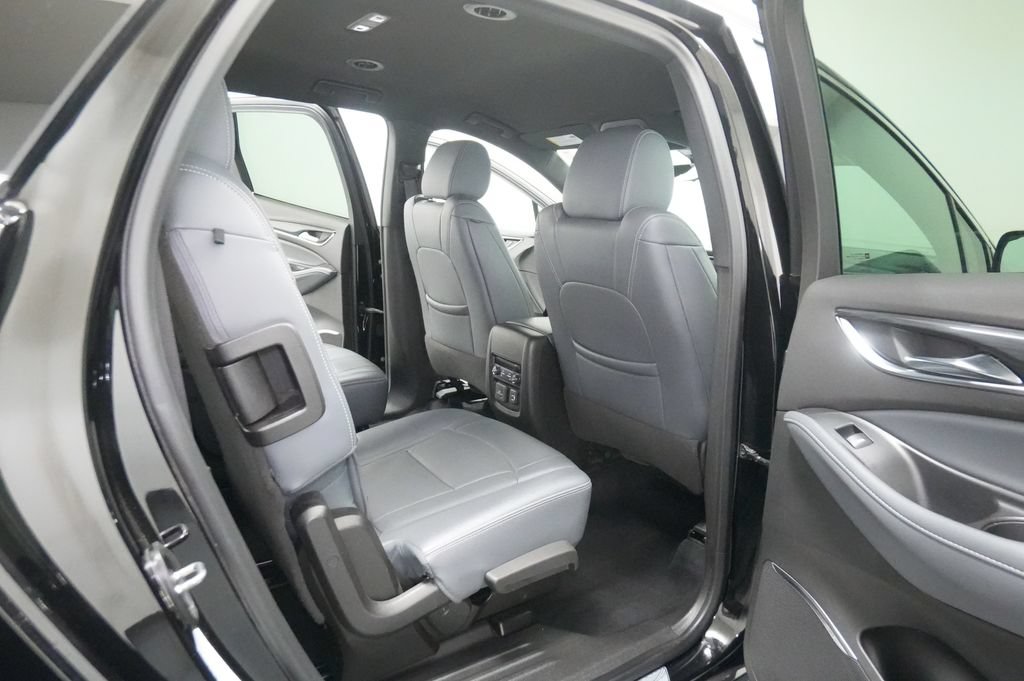 Used 2022 Buick Enclave Premium AWD/4WD image 27