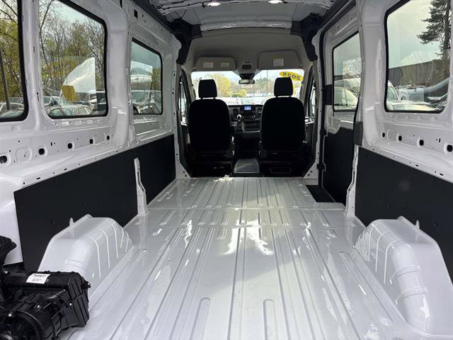 New 2025 Ford Transit 350 148 Medium Roof RWD image 4