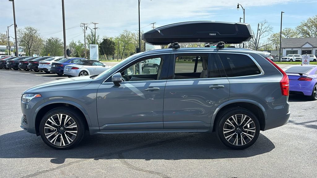 Used 2022 Volvo XC90 T5 Momentum w/ Climate Package image 3