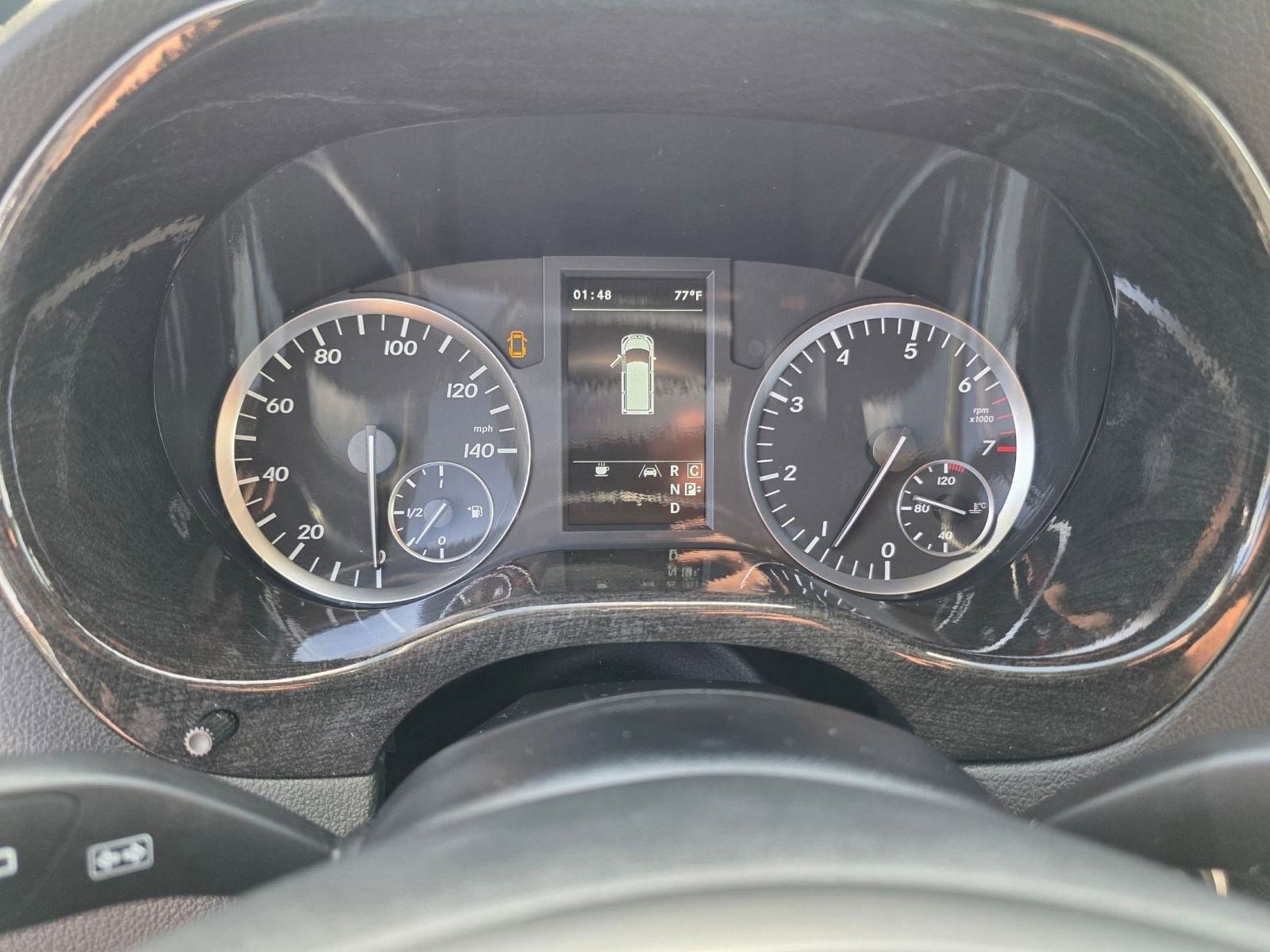 Used 2018 Mercedes-Benz Metris Passenger image 17