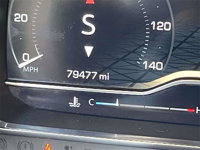 Used 2022 GMC Yukon XL AT4 w/ Max Trailering Package image 27