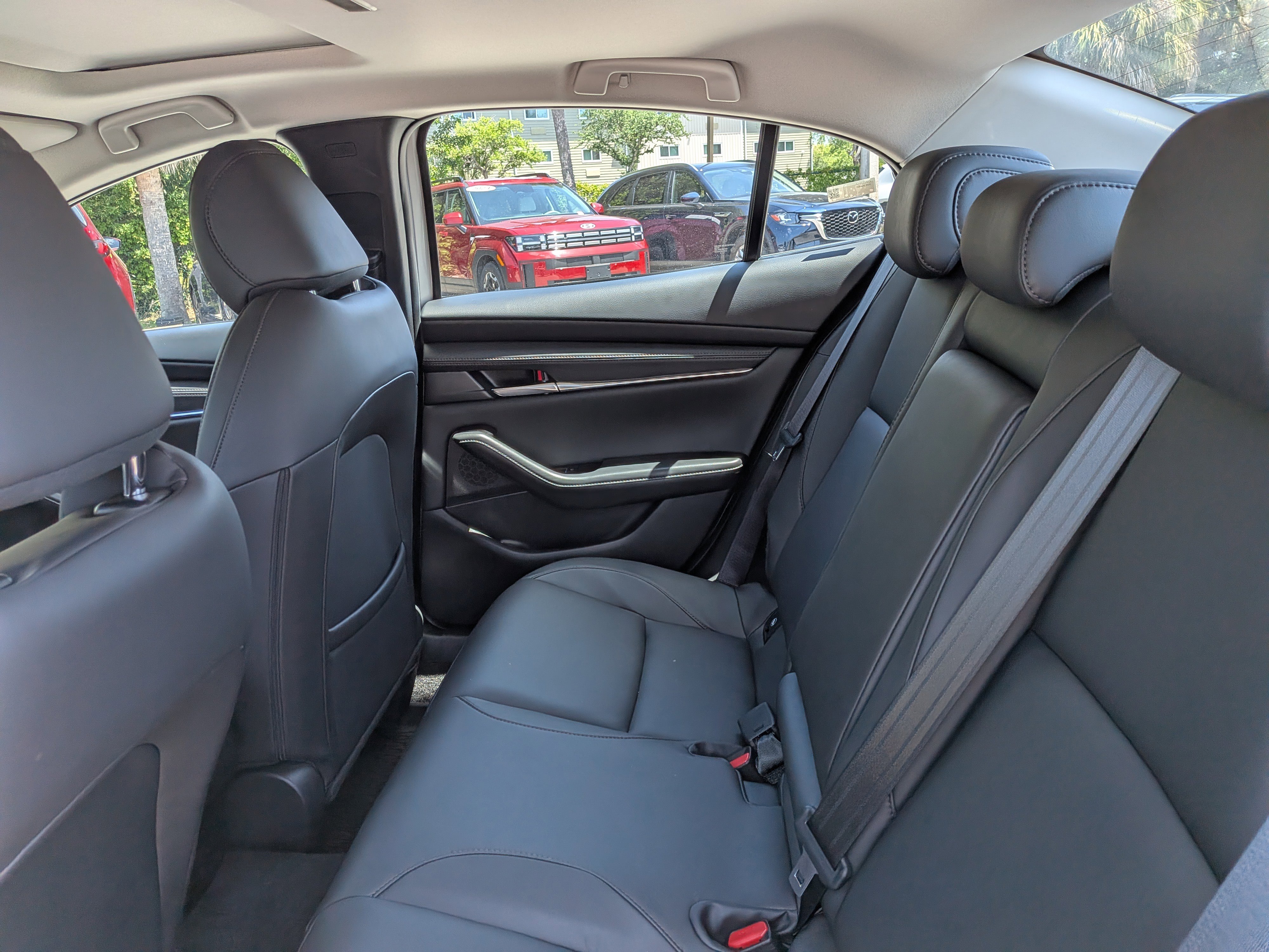 Certified 2025 MAZDA MAZDA3 s image 12