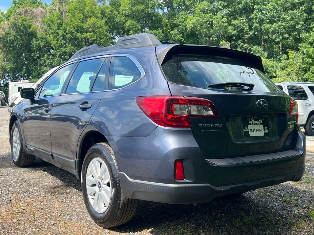 Used 2017 Subaru Outback 2.5i AWD/4WD image 3