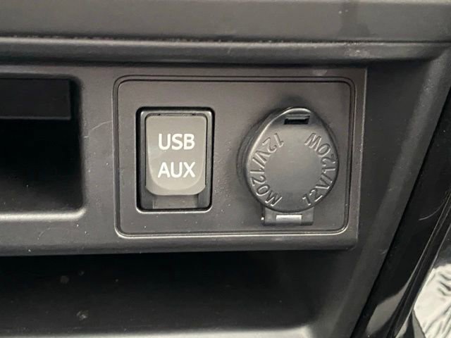 Used 2018 Toyota 4Runner TRD Off-Road Premium AWD/4WD image 26
