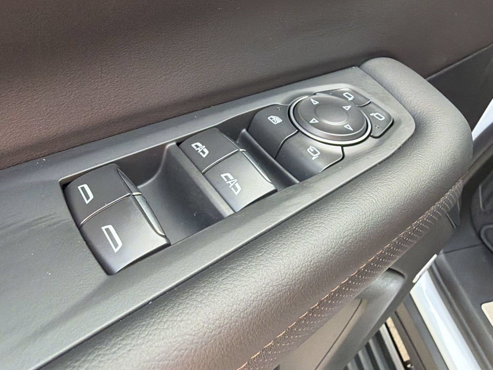 Used 2026 Chevrolet Tahoe High Country w/ LPO, Illumination Package RWD image 13