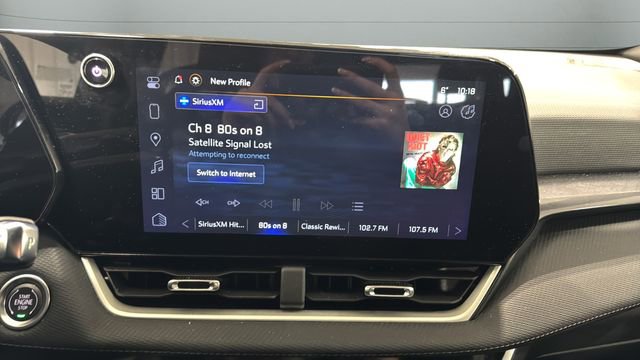 Used 2025 Chevrolet Equinox LT image 16