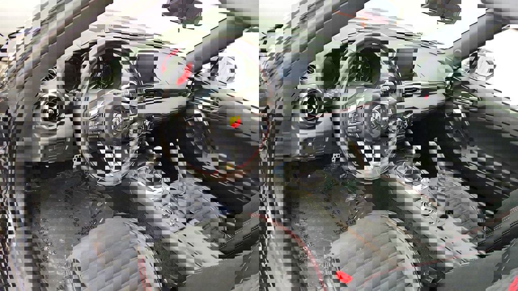 Used 2018 FIAT 124 Spider Abarth w/ Navigation & Sound Group image 13