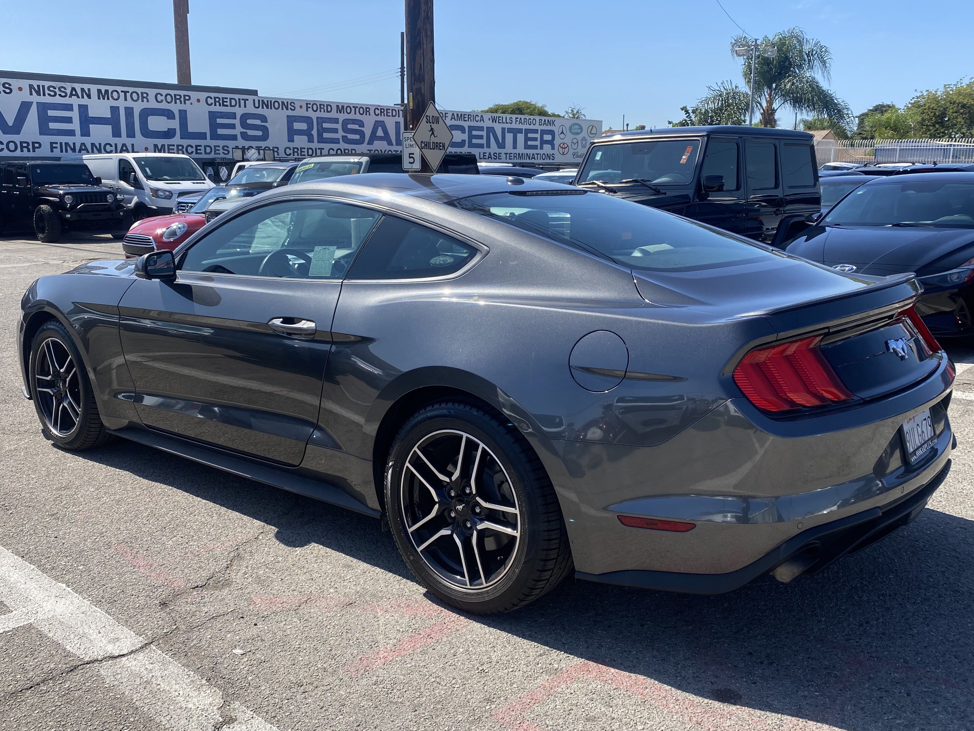 Used 2018 Ford Mustang Premium RWD image 11
