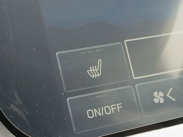 Used 2025 Subaru Outback Premium image 15