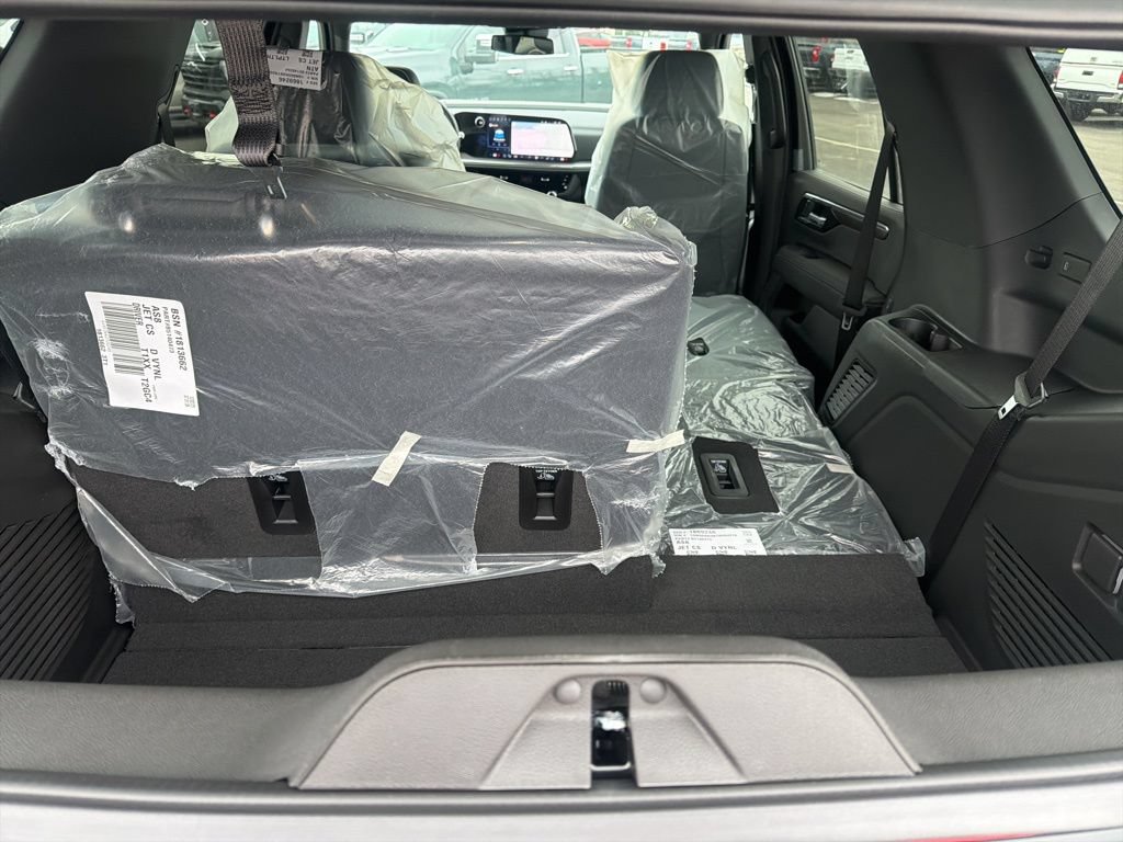 New 2026 Chevrolet Tahoe Premier w/ Sun And Tow Package AWD/4WD image 28