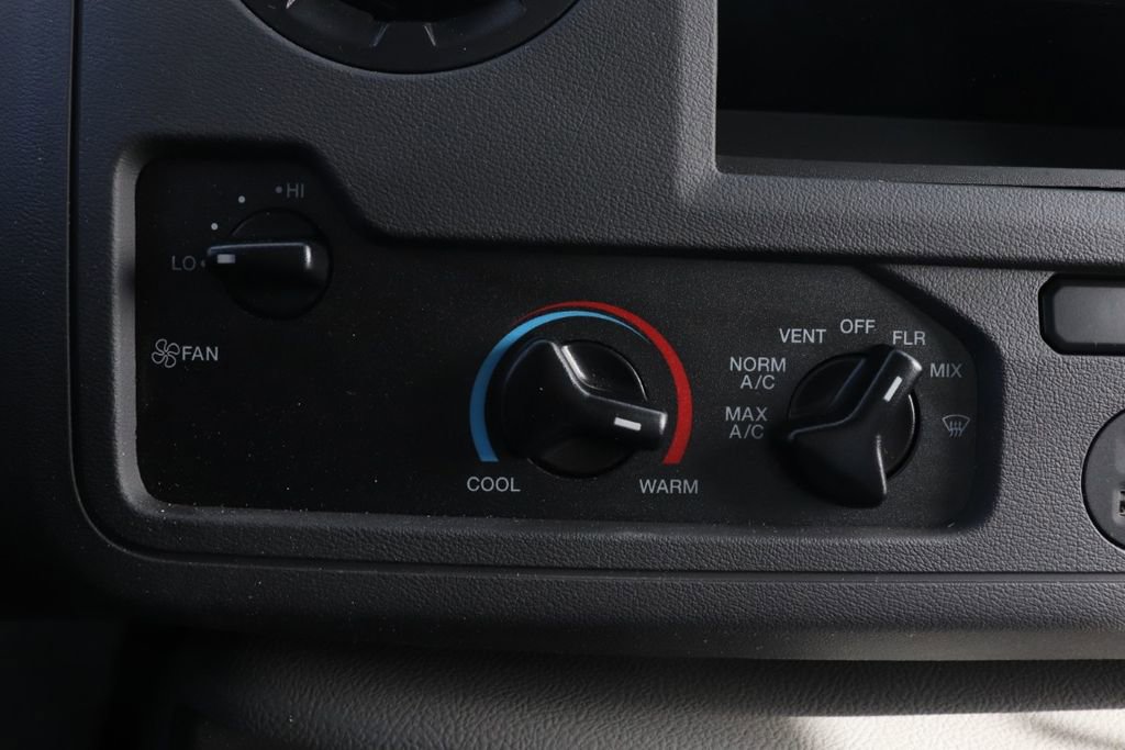 New 2027 Ford E-450 and Econoline 450 Super Duty w/ Power Equipment Group image 16