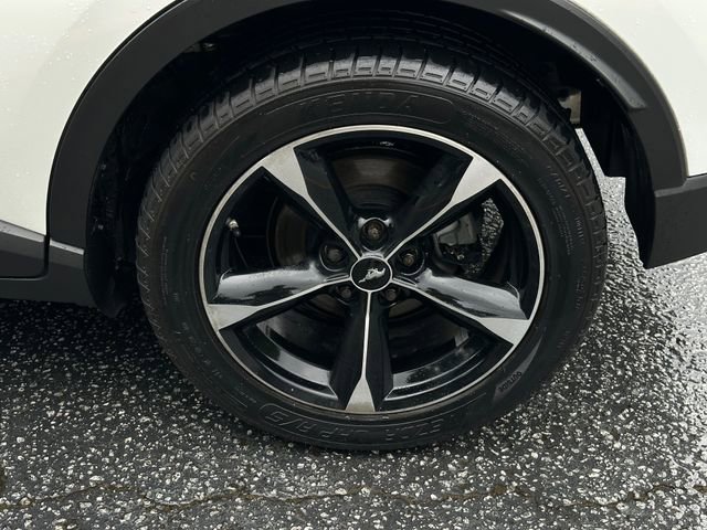 Used 2021 Toyota C-HR LE image 10