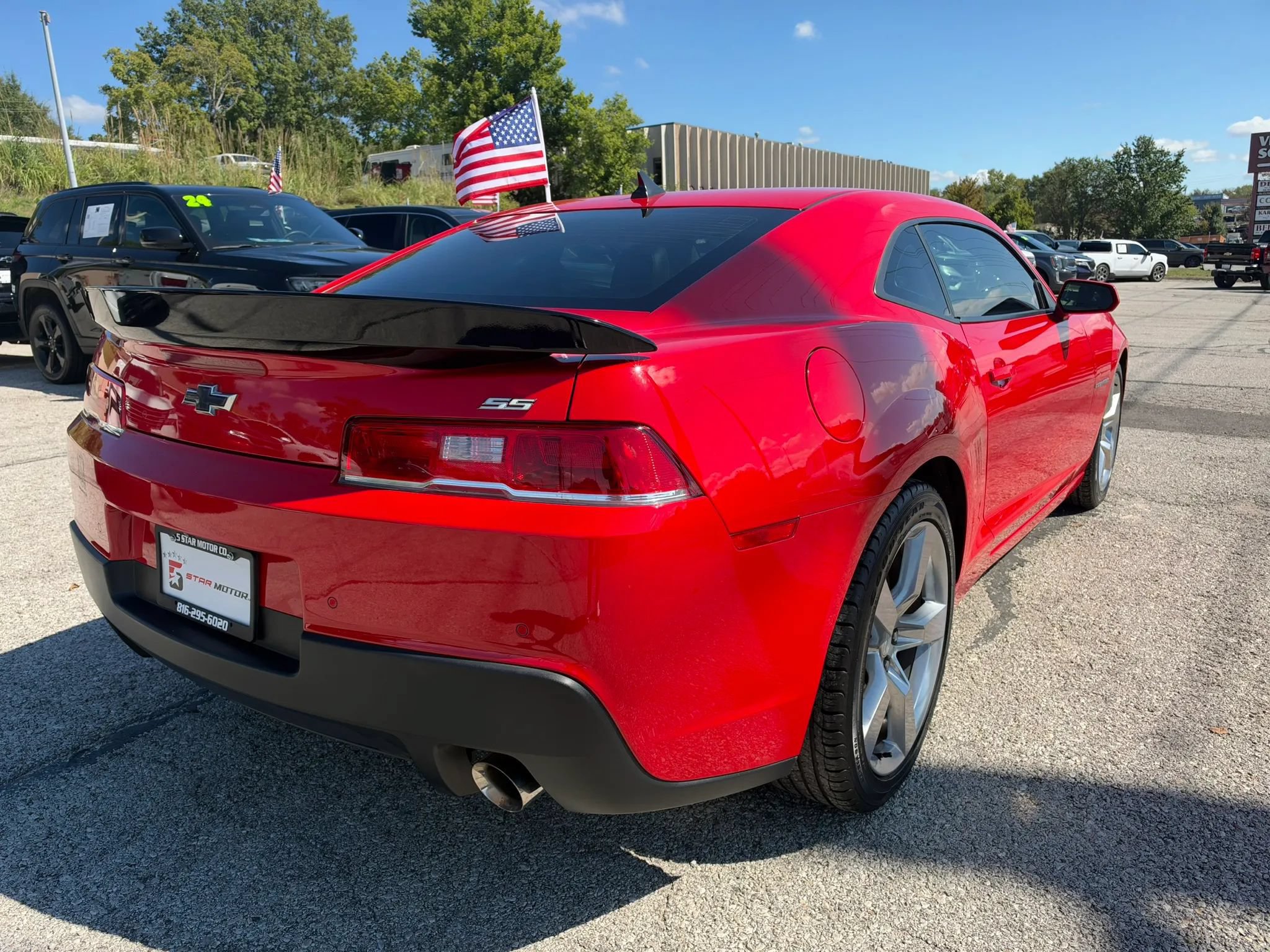 Used 2015 Chevrolet Camaro SS w/ LPO, Red Appearance Package RWD image 3