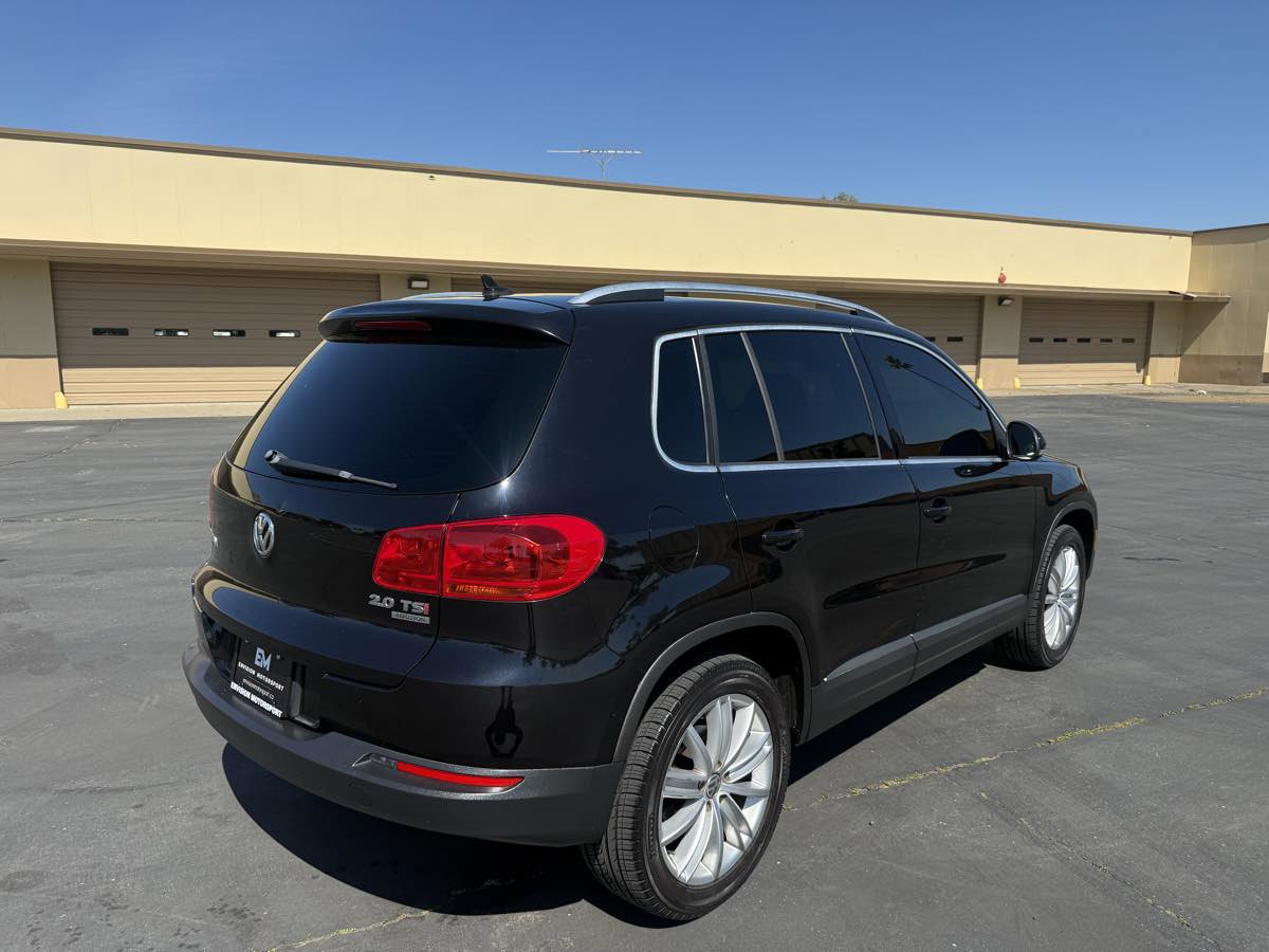 Used 2015 Volkswagen Tiguan SEL AWD/4WD image 7