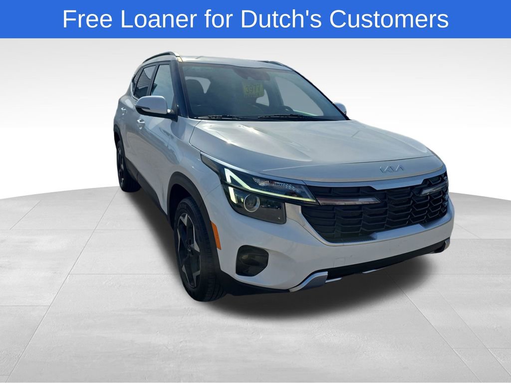 Used 2024 Kia Seltos EX image 8