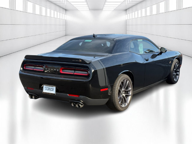 Used 2020 Dodge Challenger R/T Scat Pack w/ Shaker Package RWD image 5