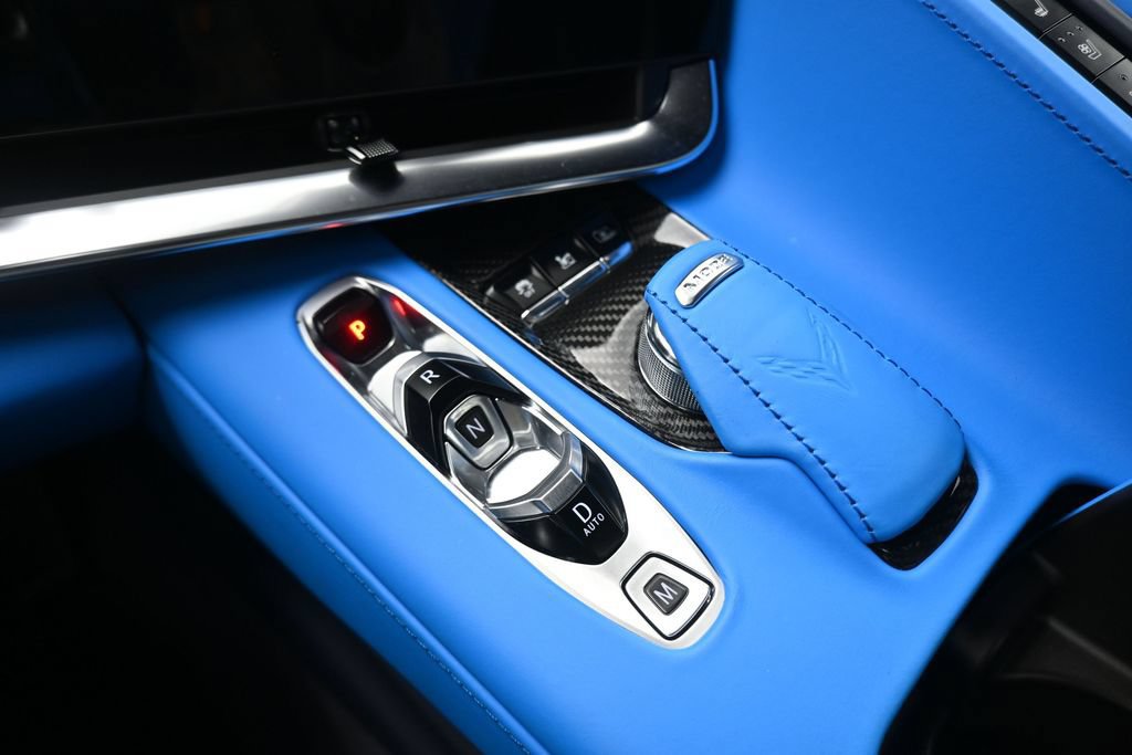 Used 2021 Chevrolet Corvette Stingray Premium Conv w/ Z51 Performance Package RWD image 28
