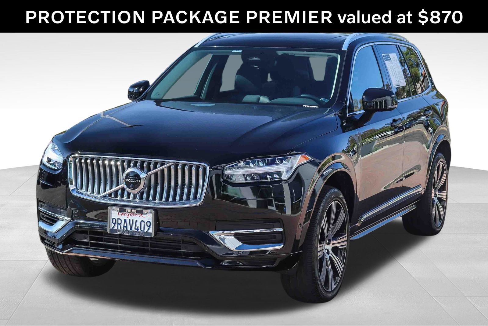 Used 2025 Volvo XC90 T8 Plus w/ Protection Package Premier AWD/4WD image 3