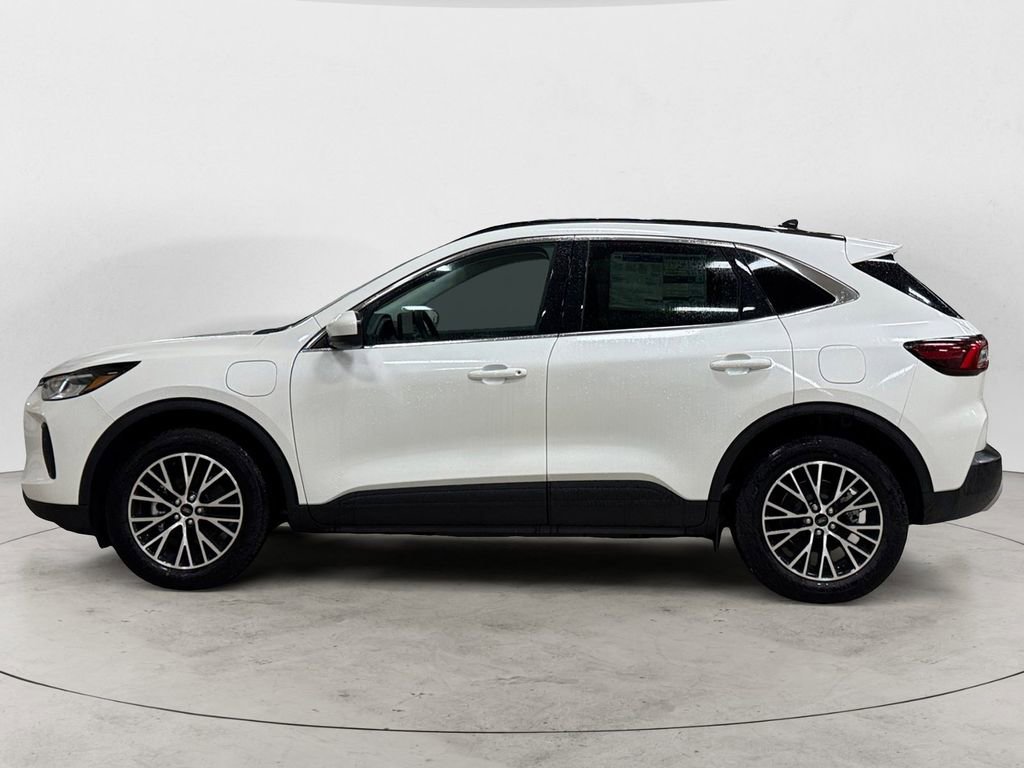 New 2025 Ford Escape SE FWD image 2